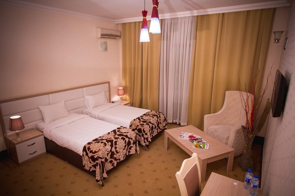Baku Inn Hotel Exterior photo